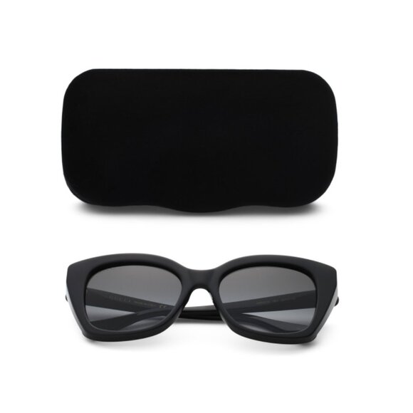 GUCCI Black 55mm Sunglasses - Picture 1 of 2